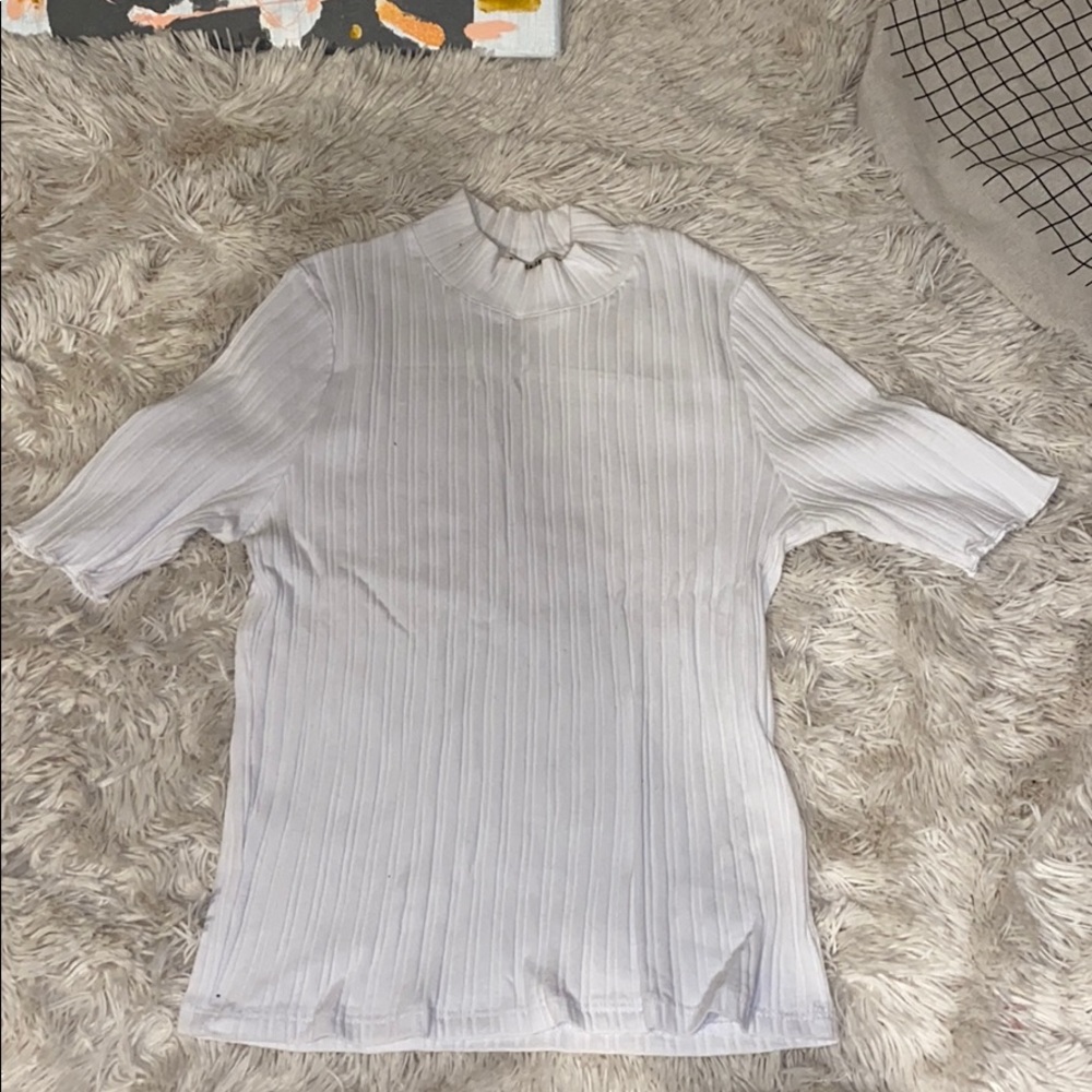Mid sleeve & Mid V-neck Top